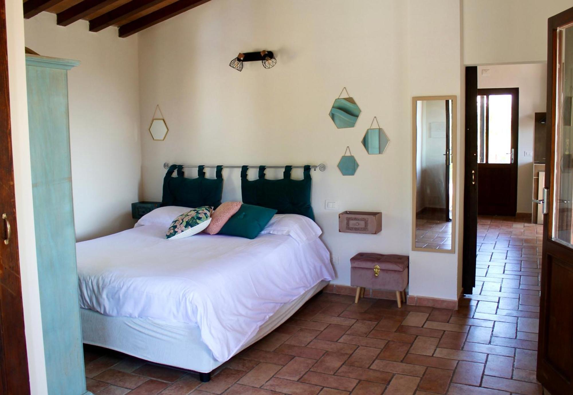 Agriturismo Suite Del Conte Сан Винченцо Екстериор снимка